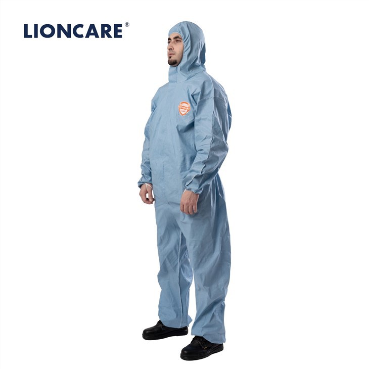 LIONCARE@ C800 FR Disposable Protective Coverall